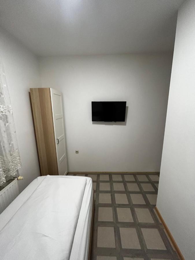 Sobe Zimmer Frei Pozega Eksteriør bilde